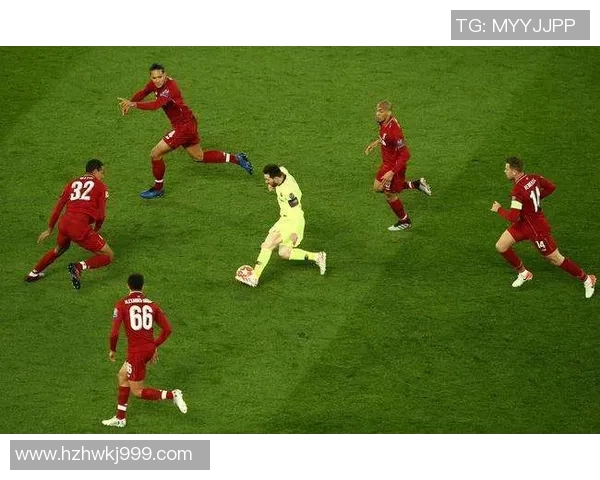 细数足坛巨星职业生涯中那些令人惋惜的意外事故与悲剧时刻